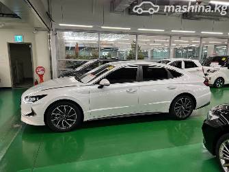 Hyundai Sonata VIII (DN8) 2.0 AT