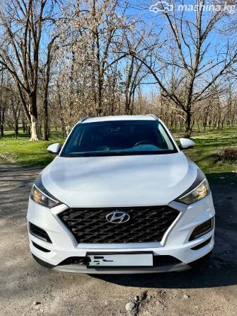 Hyundai Tucson III Рестайлинг 2.0d AT 4WD