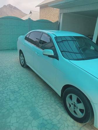 Chevrolet Epica I 2.0 AT