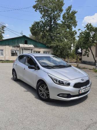 Kia Ceed II 1.6 MT