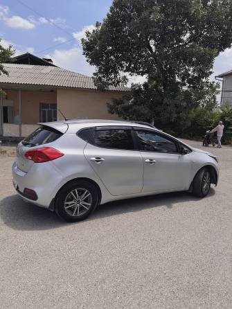 Kia Ceed II 1.6 MT