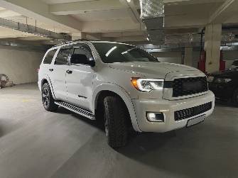 Toyota Sequoia II Рестайлинг 5.7 AT 4WD
