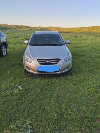 Kia Ceed I 1.6 AT
