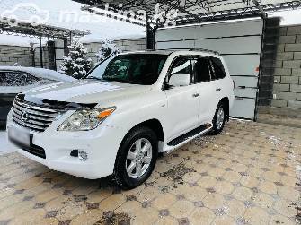 Lexus LX III 570 5.7 AT 4WD