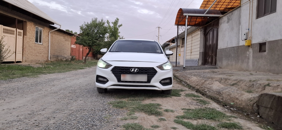 Hyundai Solaris II 1.4 AT