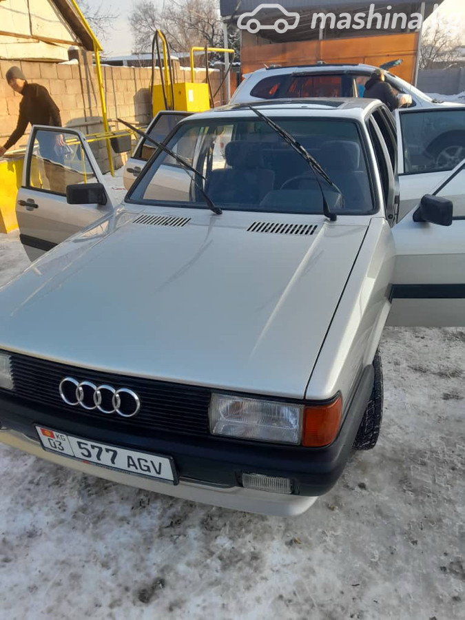 Audi 80 III (B2) 1.8 MT