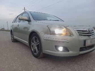 Toyota Avensis II Рестайлинг 2.0 AT