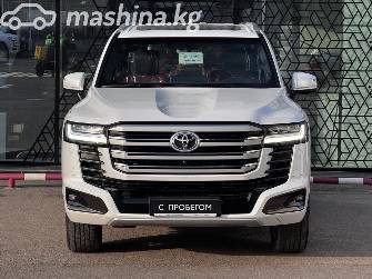 Toyota Land Cruiser 300 Series 3.5 AT 4WD