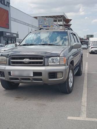 Nissan Pathfinder II 3.5 AT 4WD