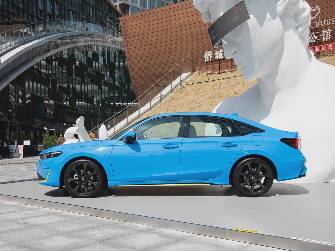 Honda Integra V 2.0hyb CVT