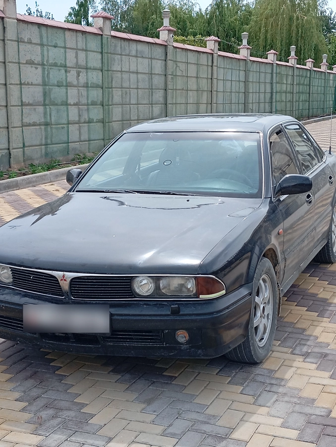 Открыть фото Mitsubishi Galant VI 2.0 MT
