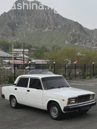 ВАЗ (Lada) 2107 21074-20 1.6 MT