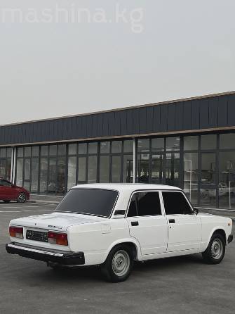 ВАЗ (Lada) 2107 21074-20 1.6 MT