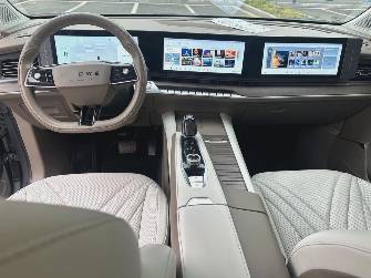 Roewe RX9 2.0 AT