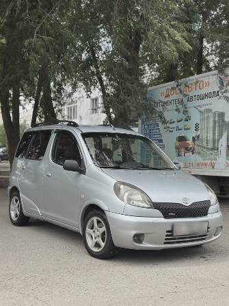 Toyota Yaris Verso 1.3 AT
