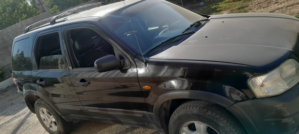Ford Maverick II 2.0 MT 4WD