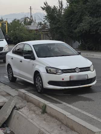 Volkswagen Polo V 1.6 MT