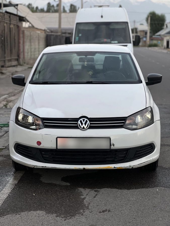 Volkswagen Polo V 1.6 MT