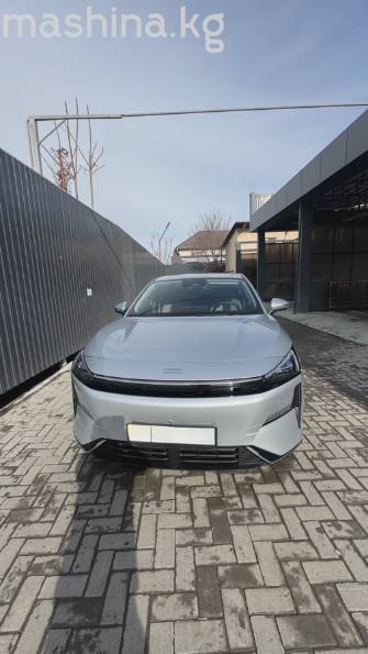 Geely Galaxy L6 125 km 1.5hyb AT