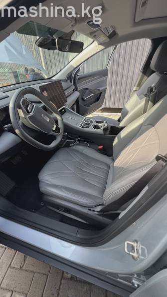 Geely Galaxy L6 125 km 1.5hyb AT