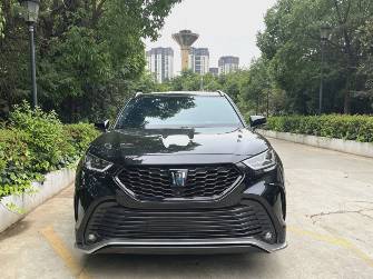 Toyota Crown Kluger 2.5hyb AT 4WD