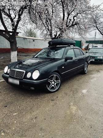Mercedes-Benz E-Класс II (W210, S210) 320 3.2 AT