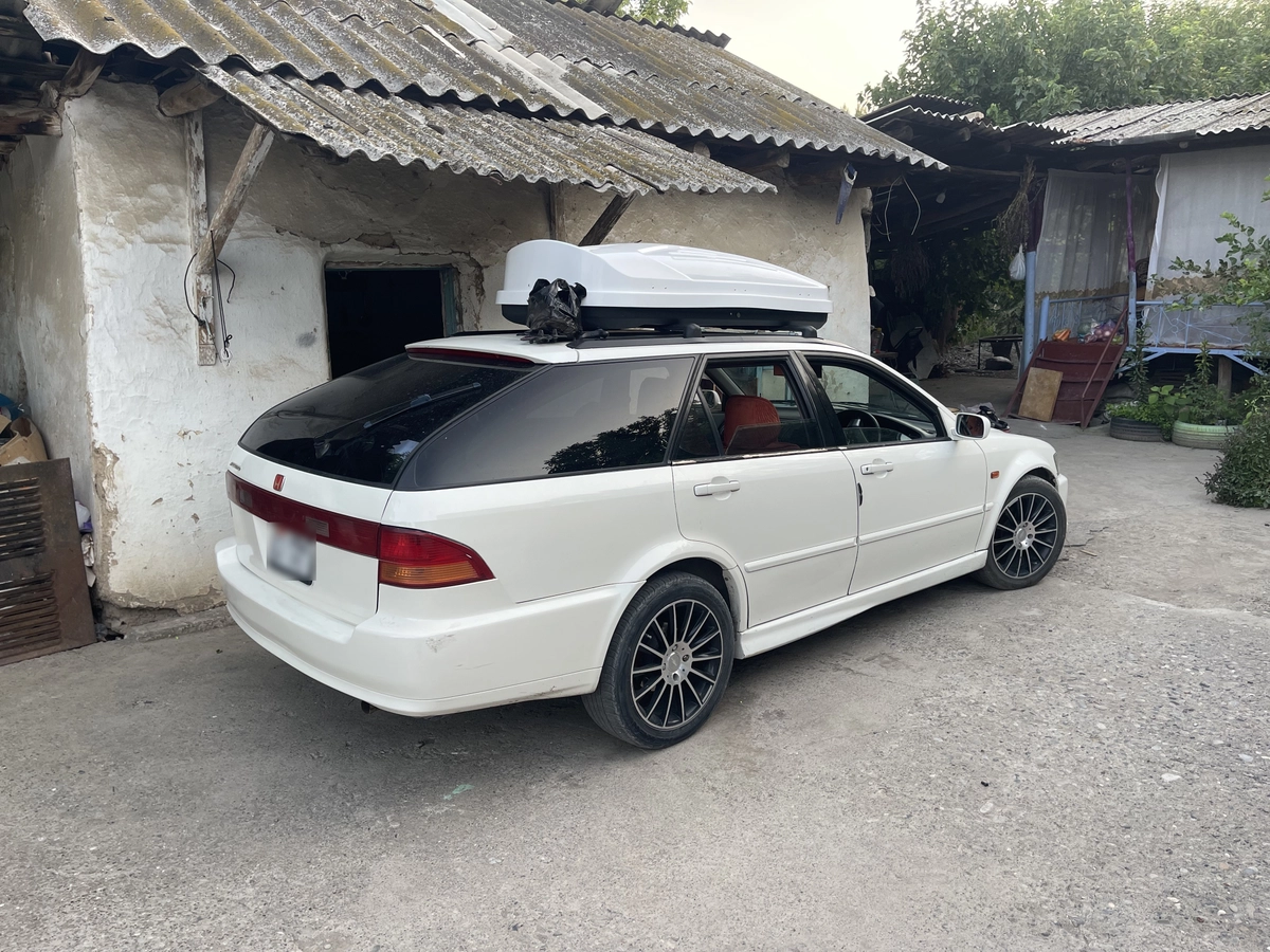 Honda Accord VI 2.3 AT