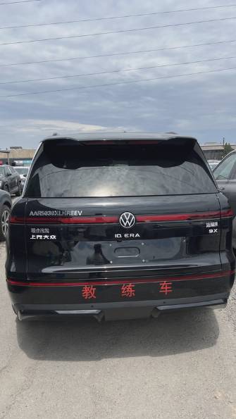 Volkswagen ID.6 Crozz Electro AT 4WD