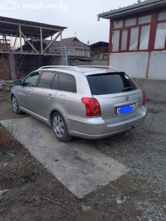 Toyota Avensis II 1.8 MT