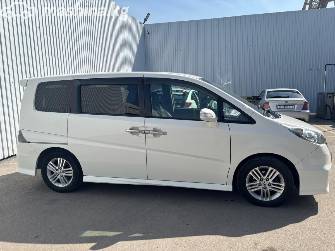 Honda Stepwgn III 2.0 AT