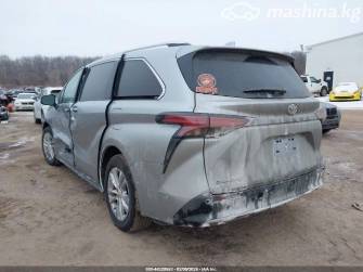Toyota Sienna IV 2.5hyb AT 4WD