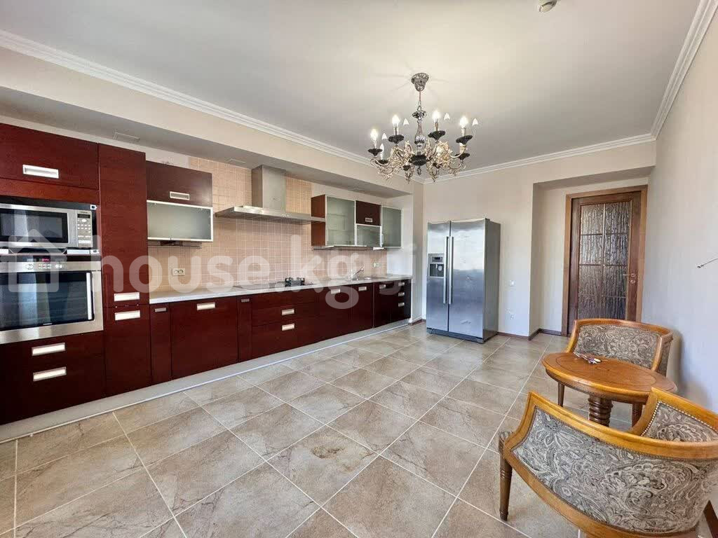 6 и более комнат кв., 340 м2