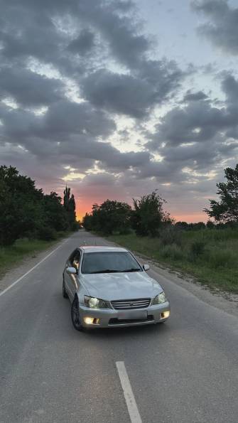 Toyota Altezza 2.0 AT