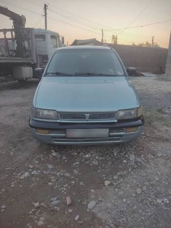 Mitsubishi Space Wagon II 2.0 AT