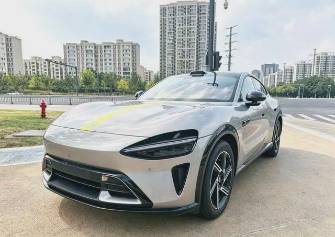 Xiaomi YU7 Electro AT