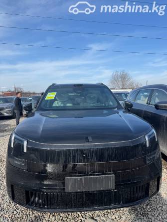 Lynk & Co 900 2.0hyb AT 4WD