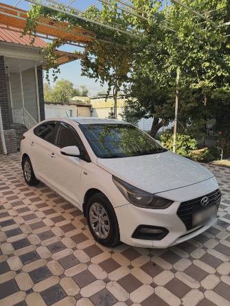 Hyundai Solaris II 1.6 AT