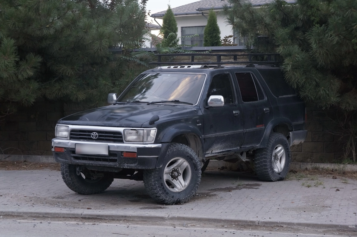 Toyota Hilux Surf II Рестайлинг 3.0d AT 4WD