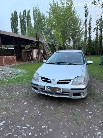 Nissan Almera Tino 1.8 MT