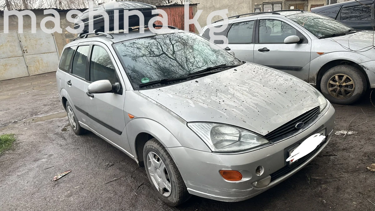 Ford Focus I 1.8 MT