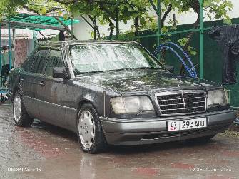 Mercedes-Benz E-Класс I (W124) 220 2.2 AT