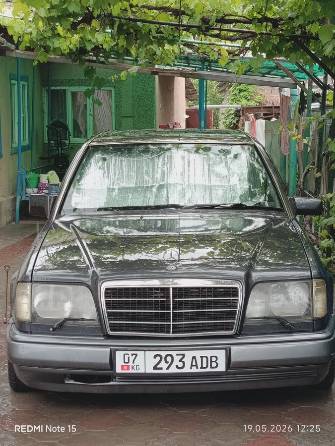 Mercedes-Benz E-Класс I (W124) 220 2.2 AT