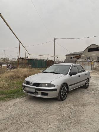 Mitsubishi Carisma 1.8 MT