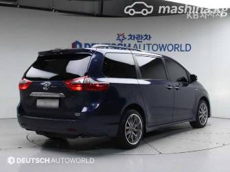 Toyota Sienna III Рестайлинг 2 3.5 AT 4WD