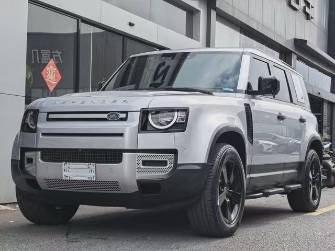 Land Rover Defender II 110 2.0 AT 4WD