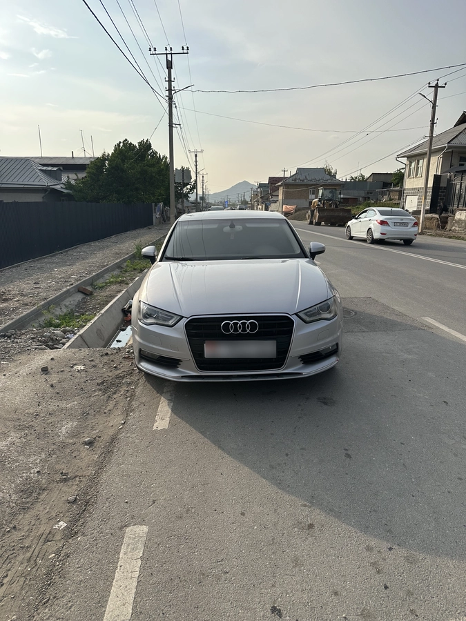 Audi A3 III (8V) 1.8 AMT 4WD
