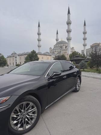 Lexus LS V 350 3.5 AT