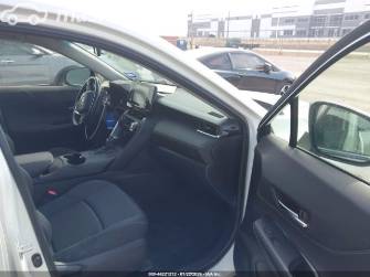 Toyota Venza II 2.5hyb CVT 4WD