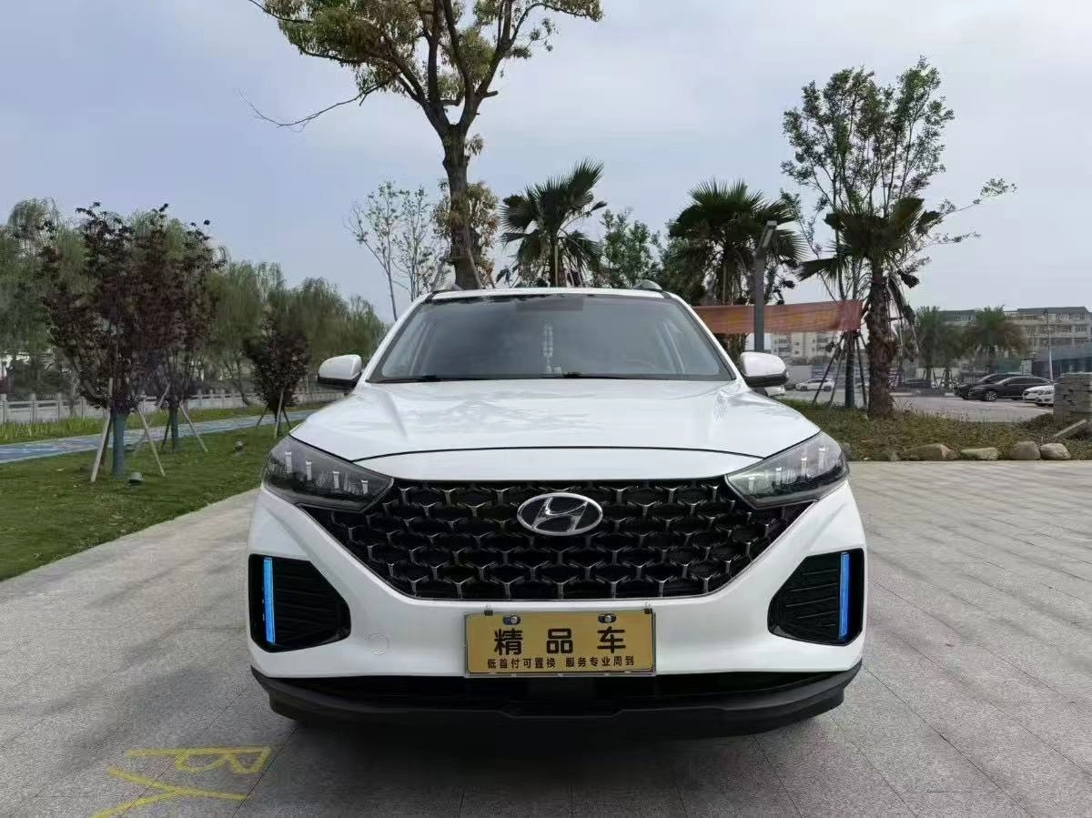 Hyundai ix35 II Рестайлинг 2.0 AT