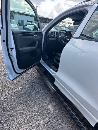 Volkswagen Tiguan II (China Market) L 2.0 AMT 4WD